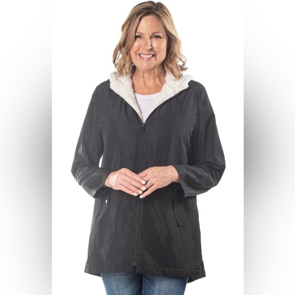 Linda Anderson Black Hooded Rain Jacket with Sherpa Lining. Size XXL - Picture 3 of 14